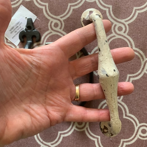 3 rustic metal handles - Picture 2 of 7